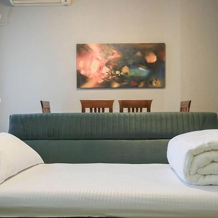 Staycation, City Center Apartment With Balcony Тирана Экстерьер фото